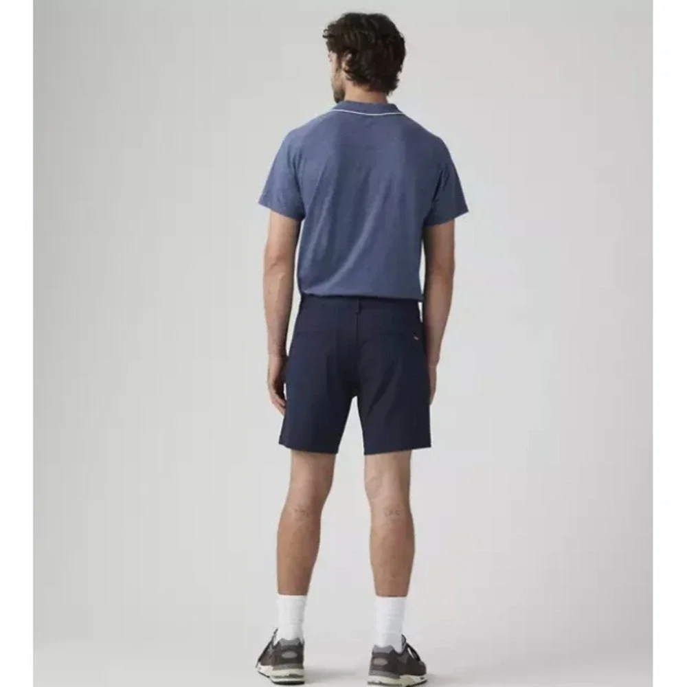 NEW LEVIS 'XX Chino Tech Shorts' Mens 44 Navy Blue Stretch Lightweight 7.5